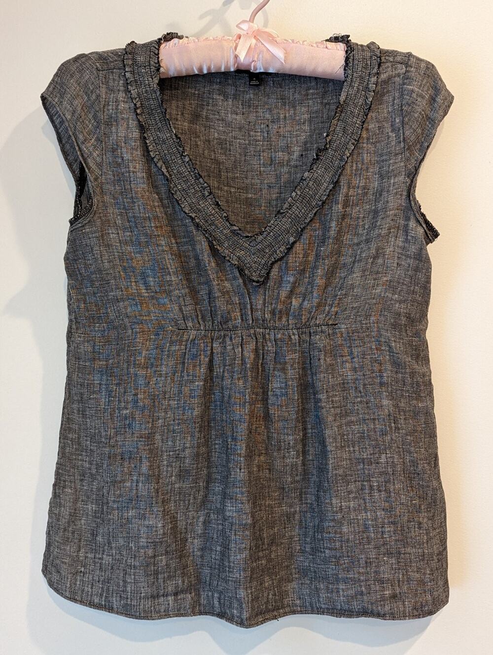 Talbots Size 4 Charcoal Cap Sleeve Tank Linen V-Neck Ruffle Feminine